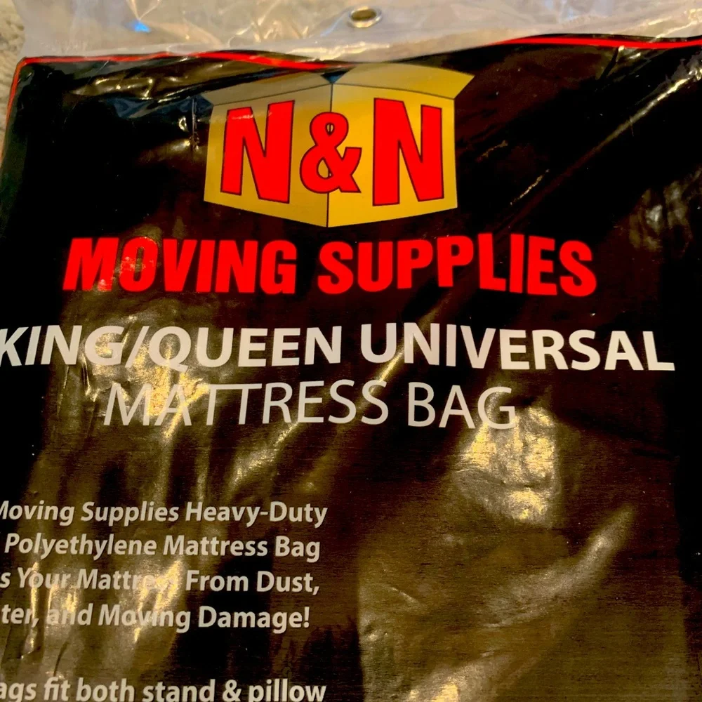 King/Queen Universal Mattress Bag. Heavy duty 2.0 mil polyethylene mattress bag